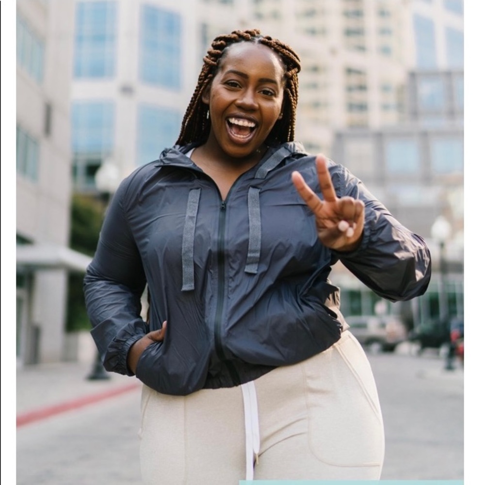 Zyia Gray Hoodie Drawstring Light Windbreaker